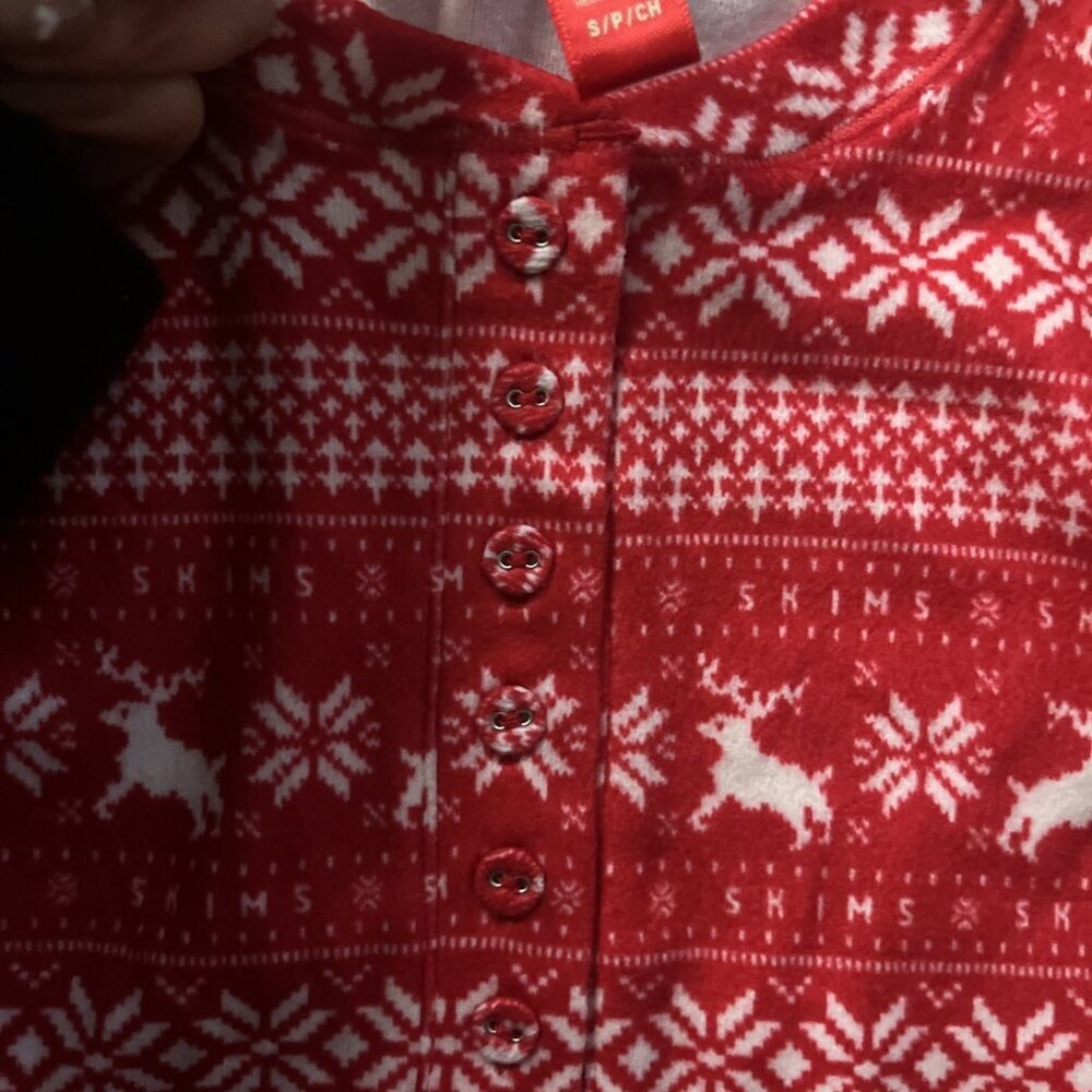 SKIMS Logo Plush HOLIDAY Pajama Red Deer Fair Isle Long Sleeve Soft Size Small - Picture 4 of 5